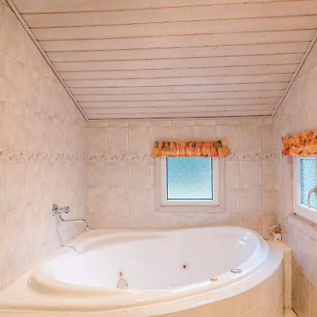 Holiday Ccxlvii Tatil Evi *